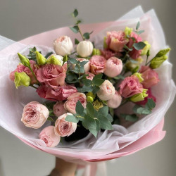 Букет «Букет из розовых премиум-пионовидных роз»